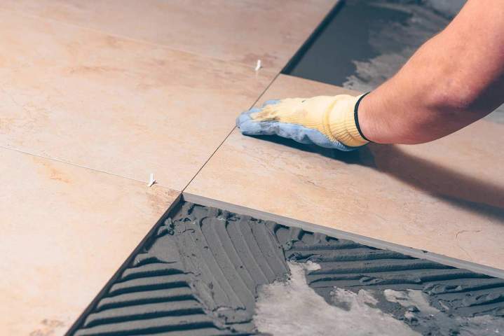 Pose de carrelage Morestel